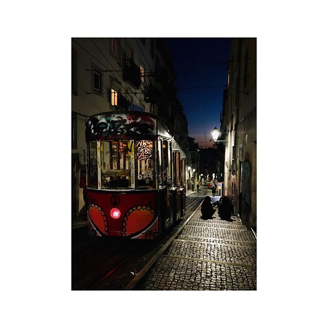 Tchau Lisboa! It&rsquo;s been beautiful, back soon.
.
.
.
.
#lisbonportugal #lisboa #lisbonpostcards #instadaily #streetcar #tram #portugal