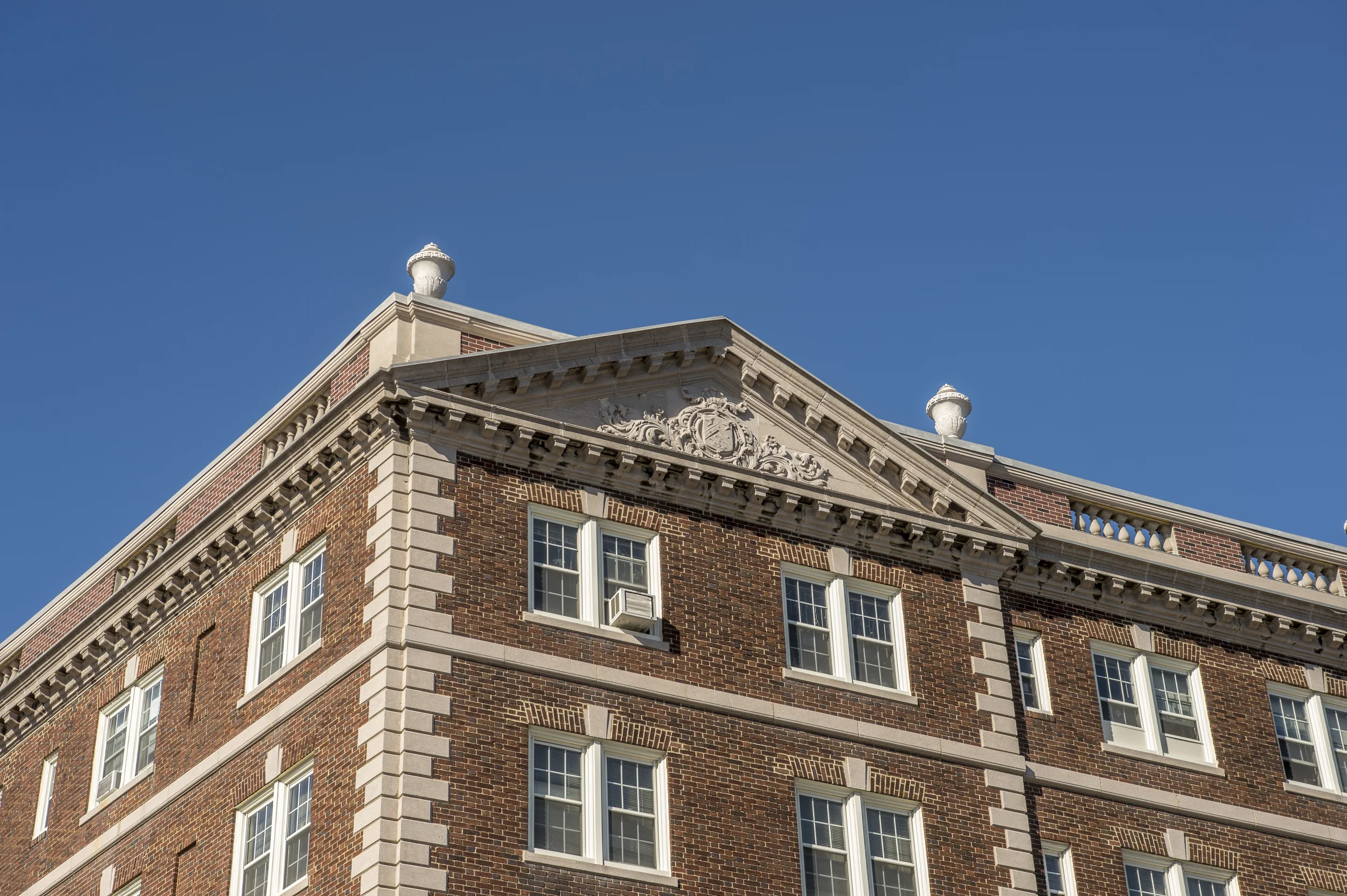 Oxford Court Condominium