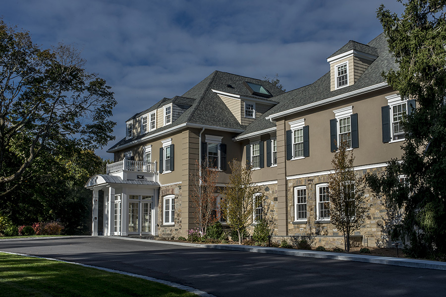 Chestnut_Hill_Center2.jpg