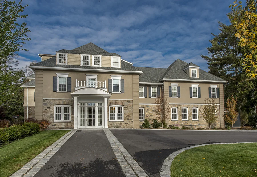 Chestnut_Hill_Center1.jpg