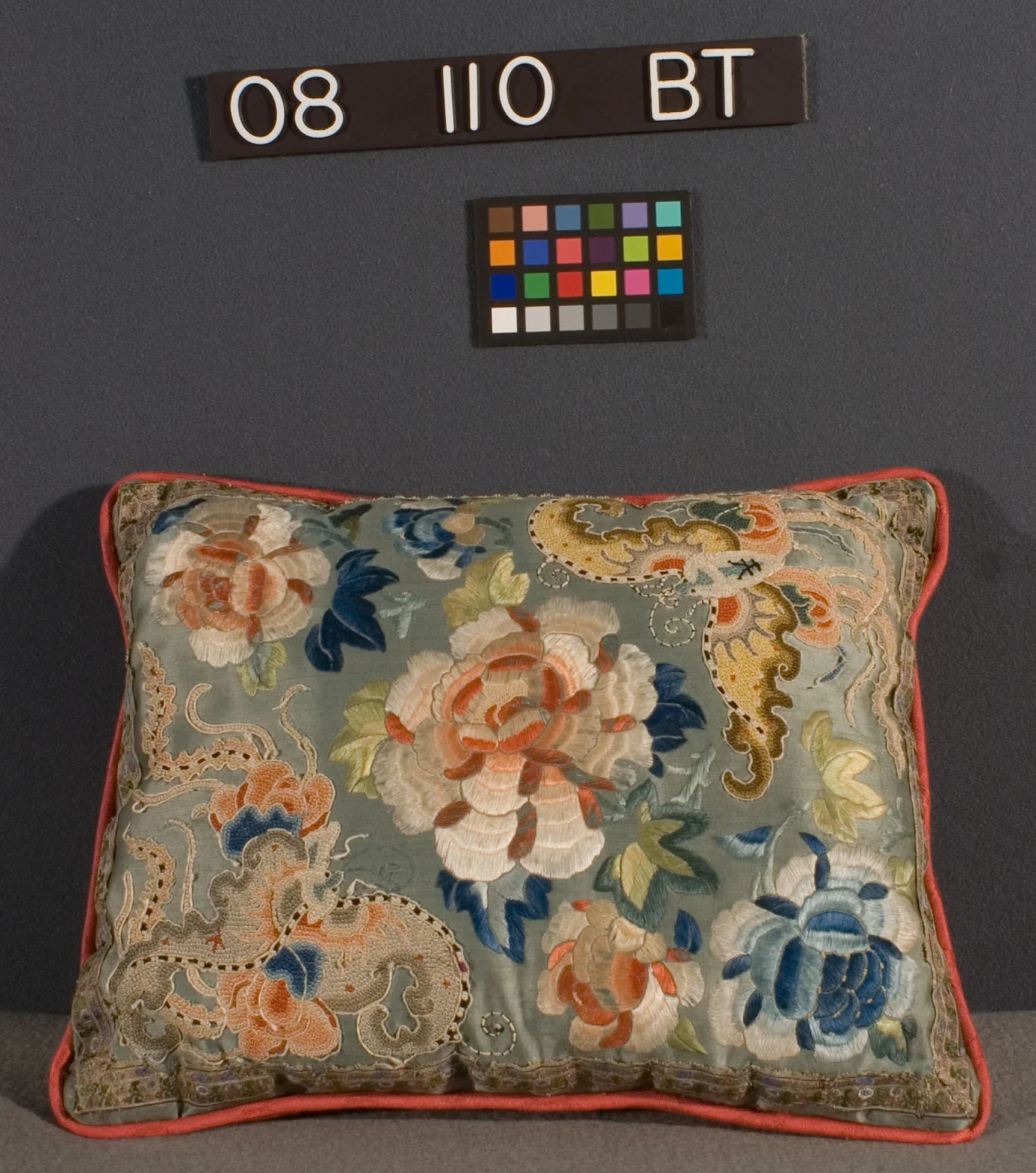 08-110 Chinese Cushion.jpg