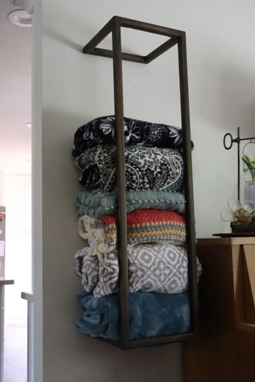Blanket Holder