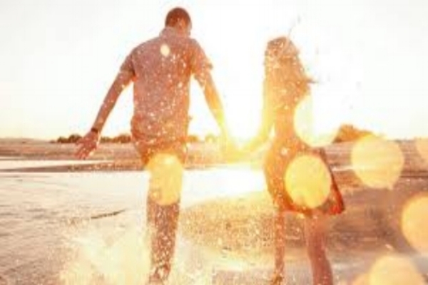 Couple_Happy.jpeg