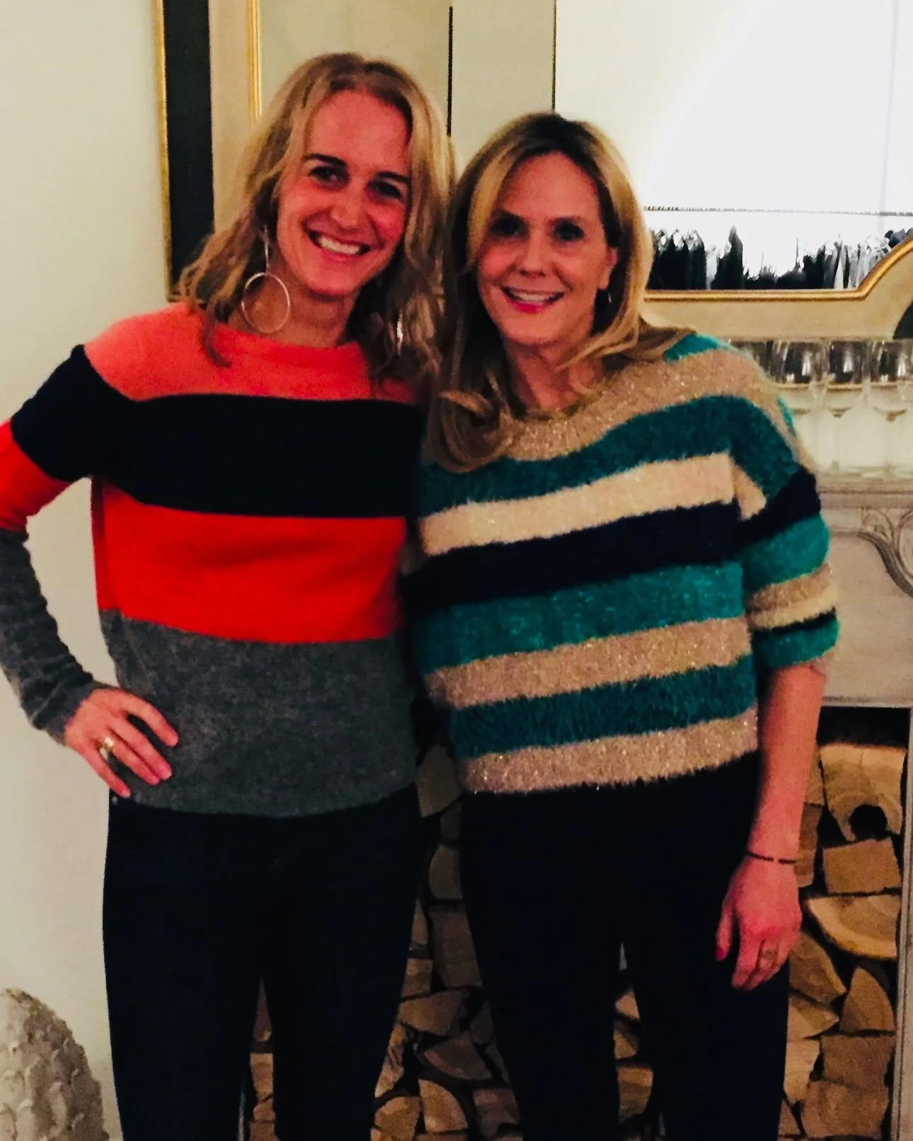 Ladies! Join me and Krista Margolis @kristamargoliswhcnp at Modernwell (Minneapolis location) @modernwellco this Thursday, August 6, 6:30-8:30pm for a night of conversation, connection and celebration! With food from Cafe Yoto @cafeyoto and &eacute;p