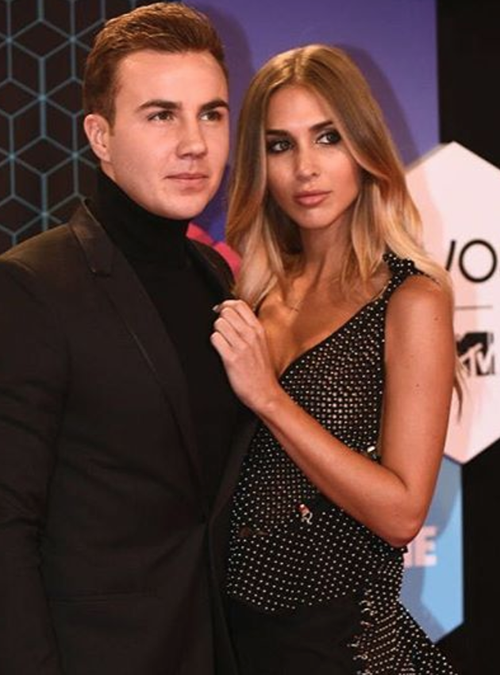 Manner Aufgepasst Gotze Freundin Ann Kathrin Brommel Zeigt Ihren Nackten Hintern Auf Instagram Antikicker Kurios Bizarr Anders