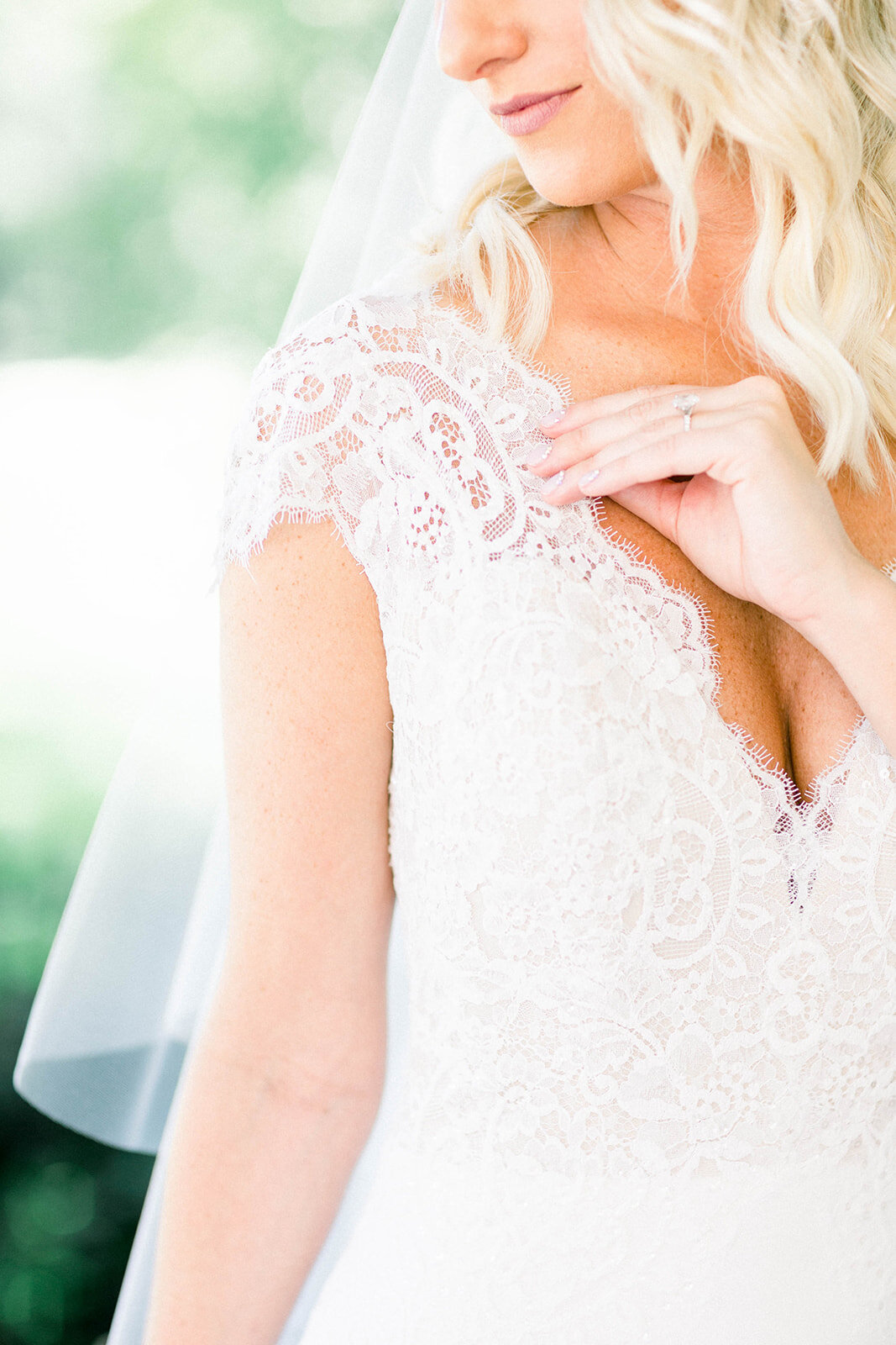 Lace cap sleeve wedding dress: Longue Vue Club Wedding captured by Abbie Tyler Photography