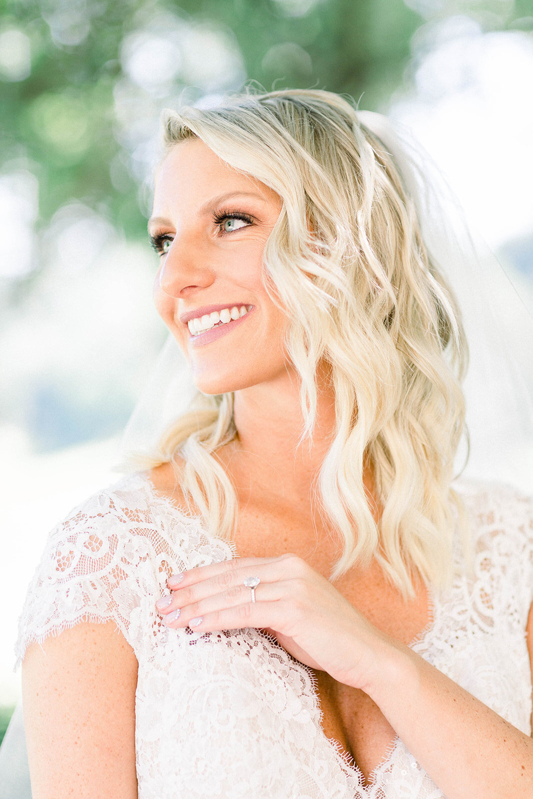 Natural wedding makeup: Longue Vue Club Wedding captured by Abbie Tyler Photography