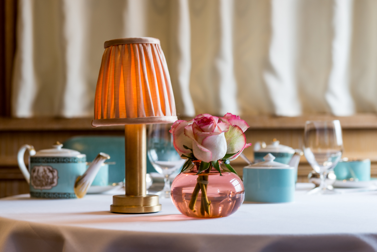 FORTNUM & MASON DIAMOND JUBILEE TEA SALON 181 PICCADILLY LONDON W1A 1ER JUNE 2017
