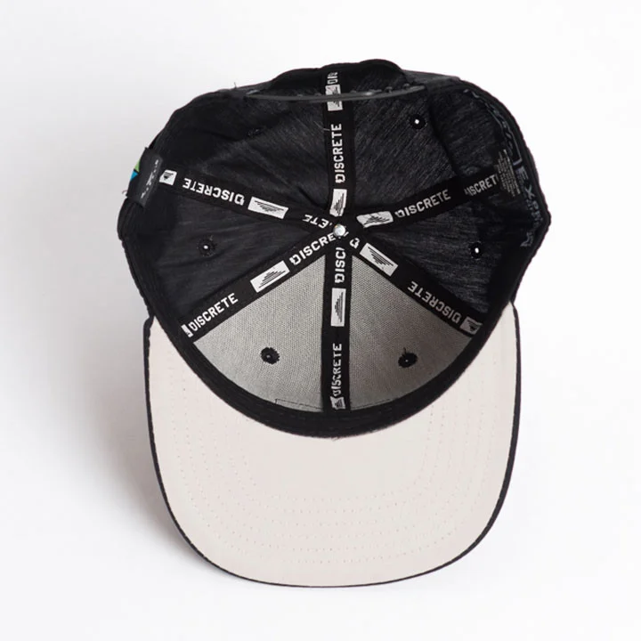 discrete_hats_16-17_PCS_3958.jpg