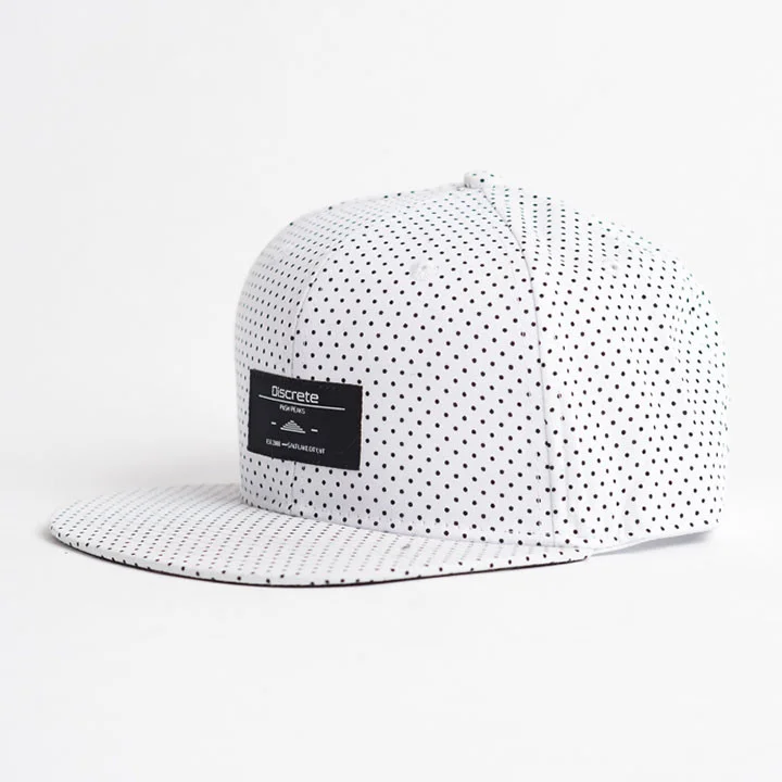 discrete_hats_16-17_PCS_3944.jpg
