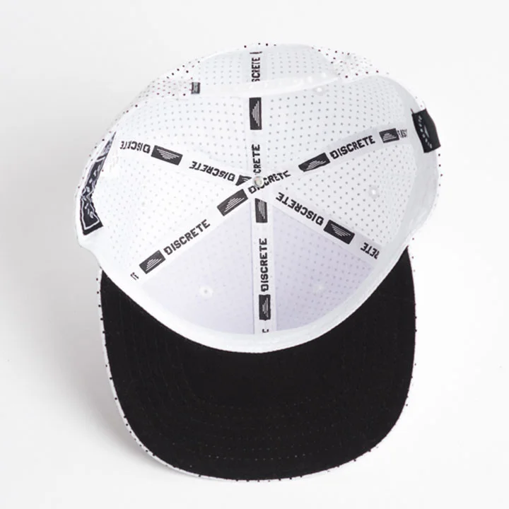 discrete_hats_16-17_PCS_3945.jpg