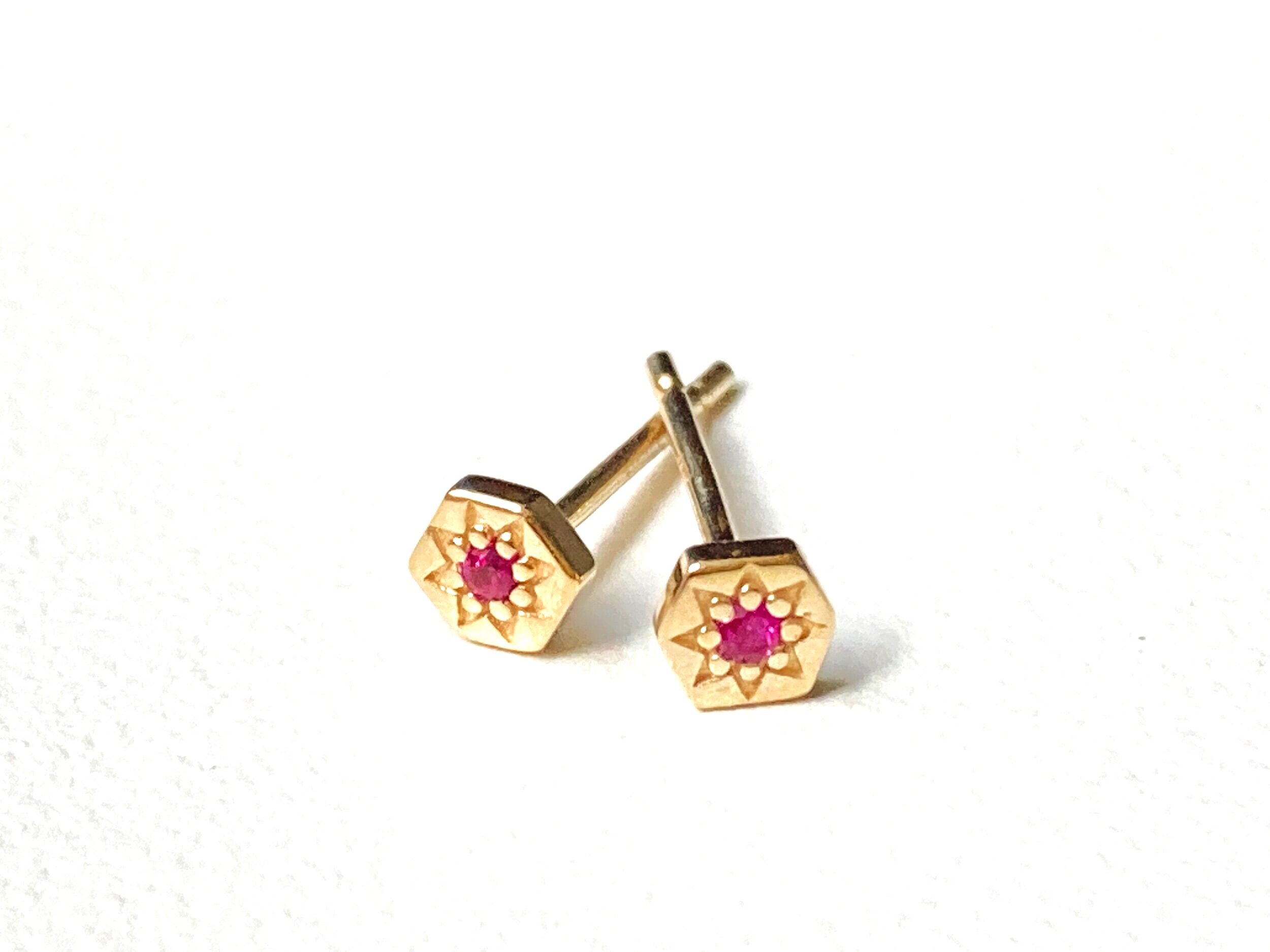 Teeny Tiny Ruby flower hex studs 