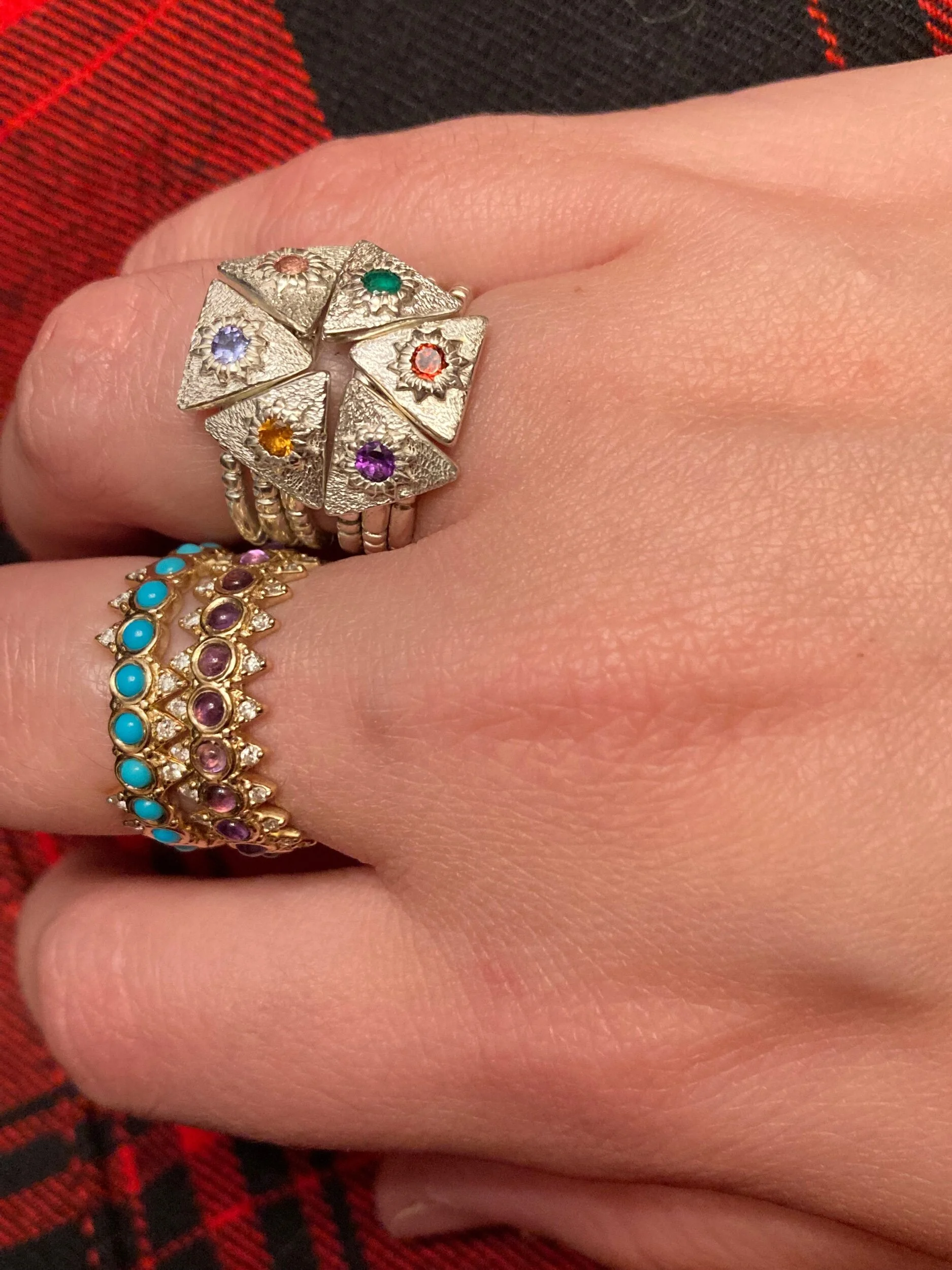 9749D698-3733-42C0-BDCB-4DAF52F6F74E