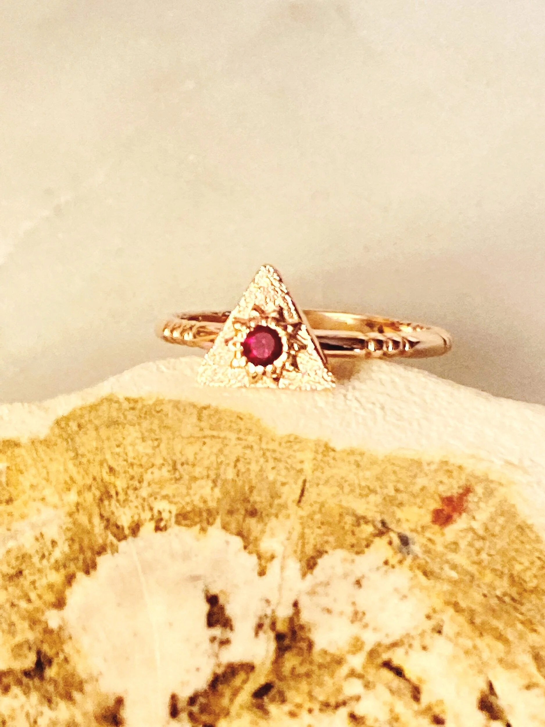 B21EC197-4A84-4E10-BEFF-21950C331CB2