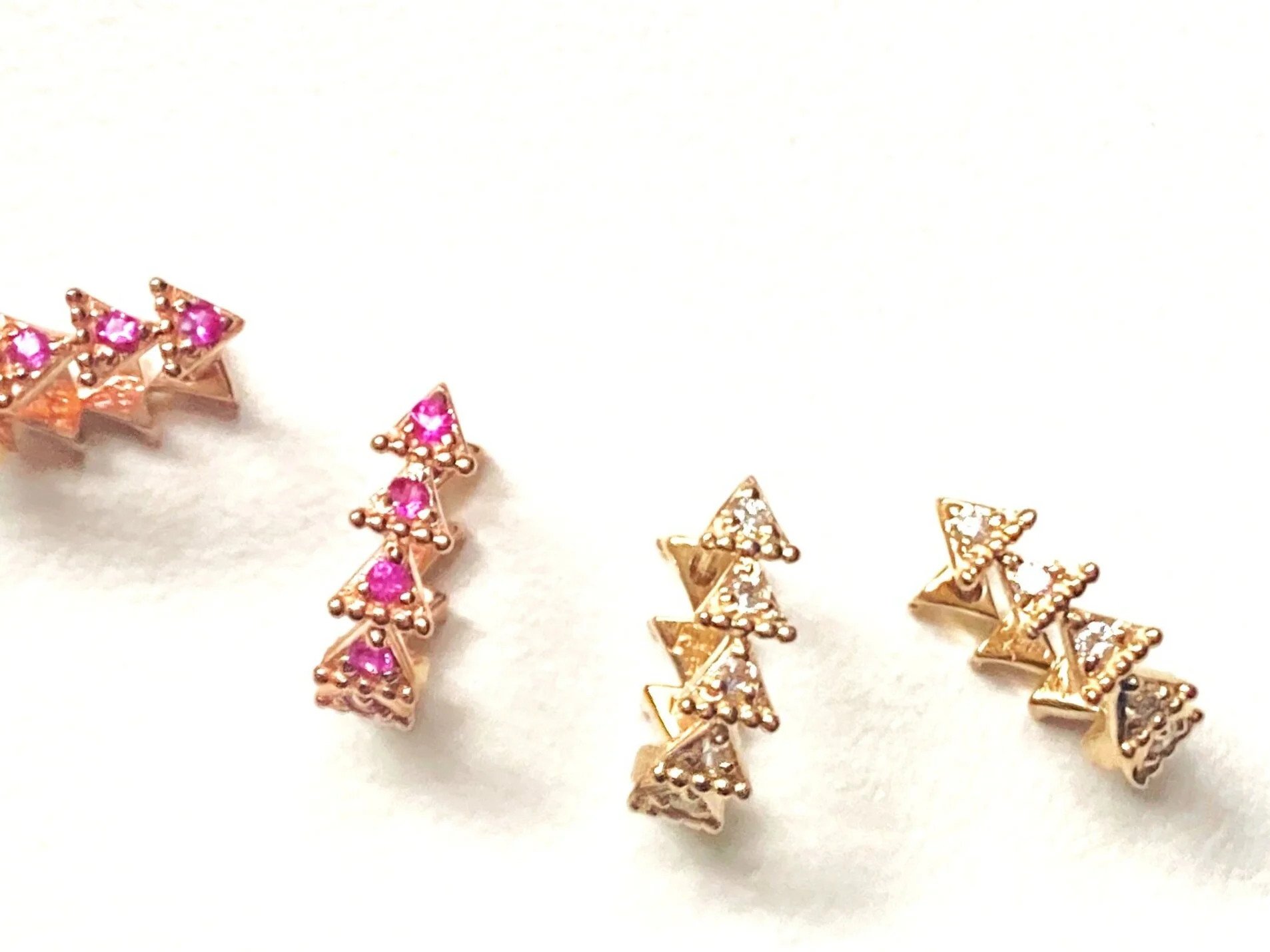 7D9B082F-D278-42EC-85BE-8F12746CEF67