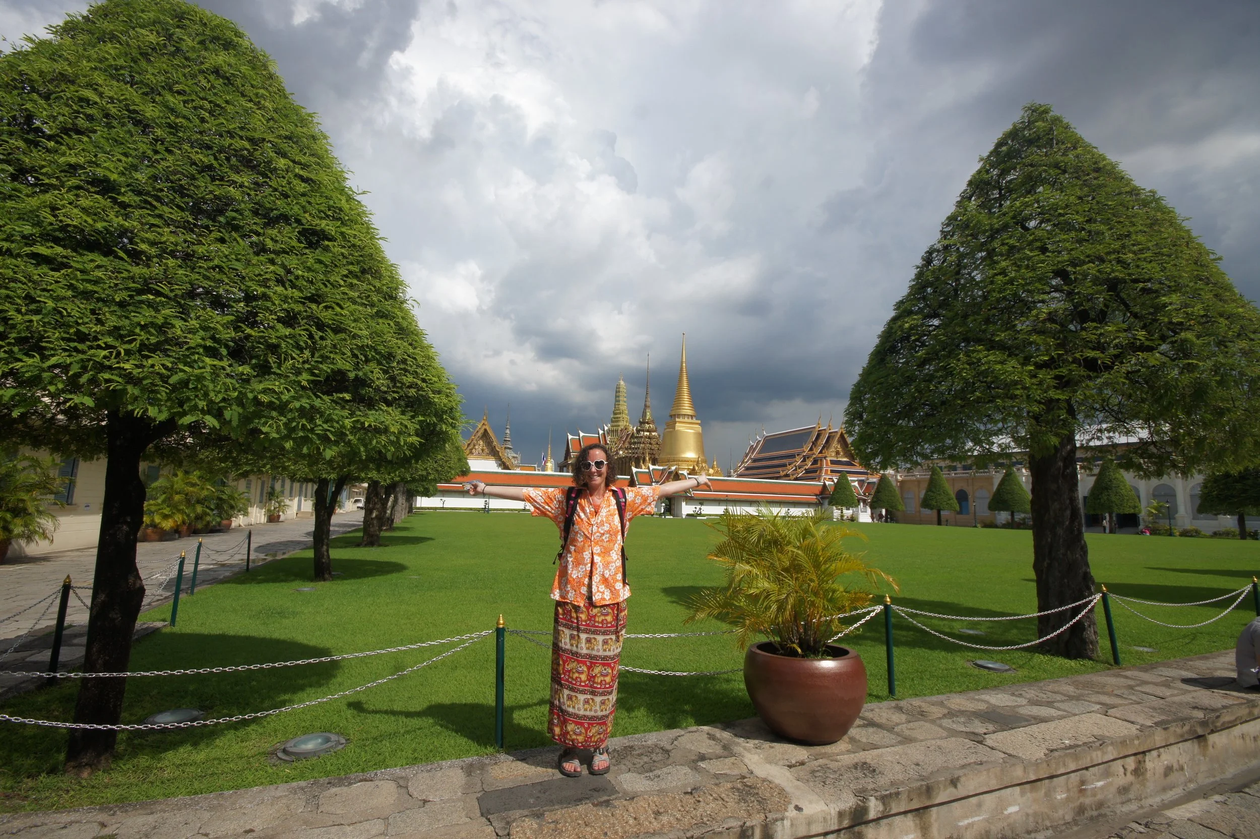 Grand palace Bangkok dress code