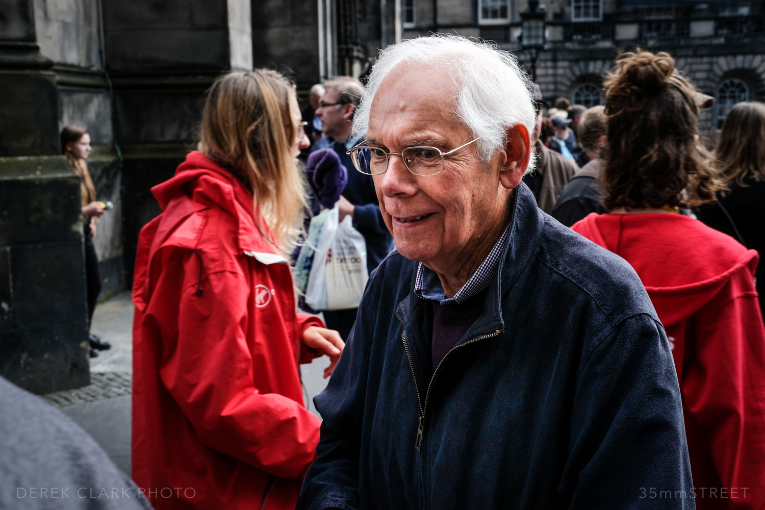 002_35mmStreet-RED-Edinburg_Festival.jpg