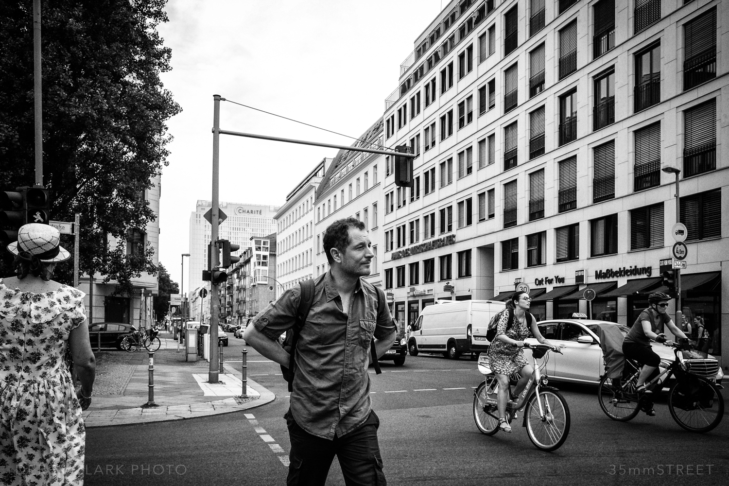 055_35mmStreet-Berlin.jpg