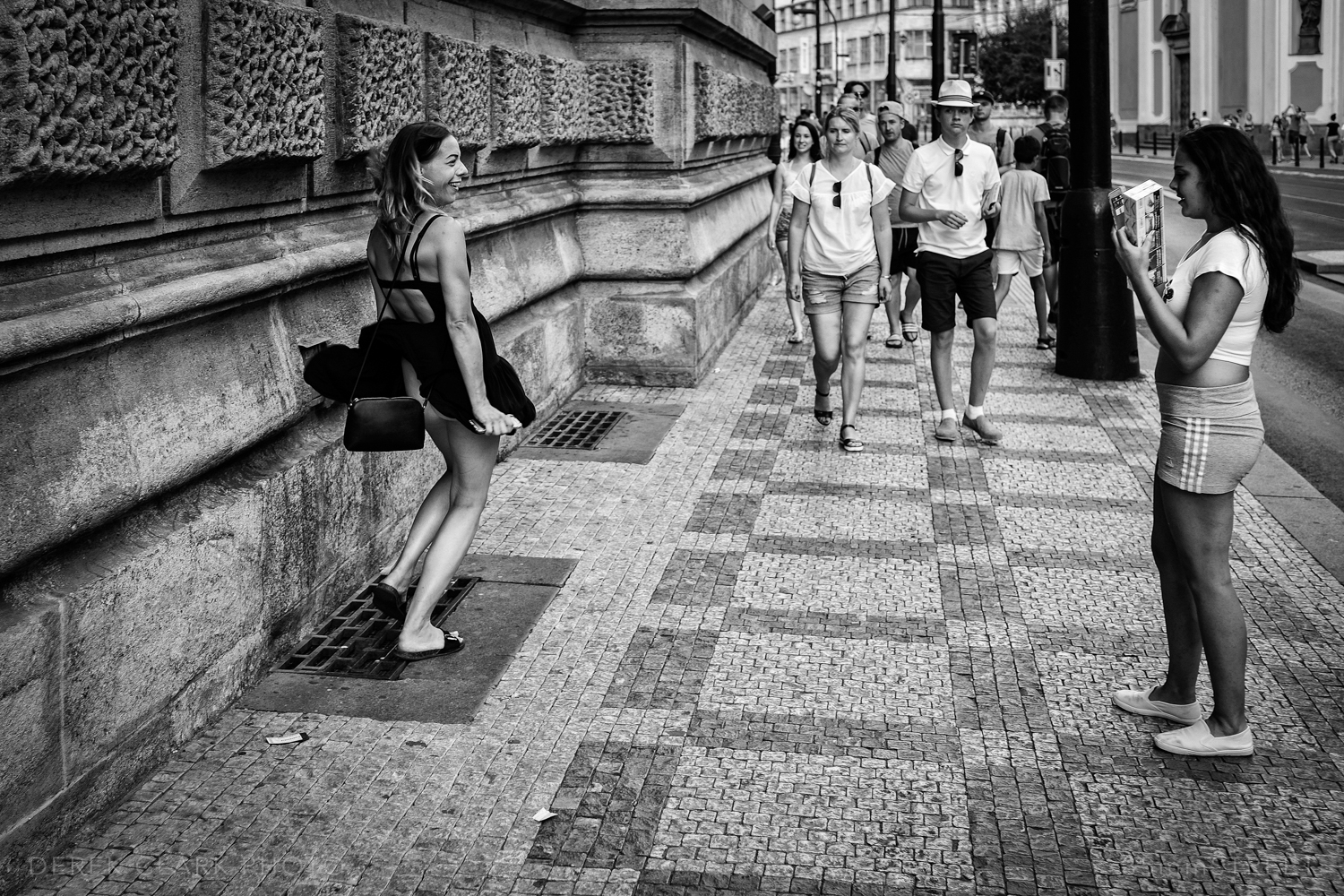 174_35mmStreet-Prague.jpg