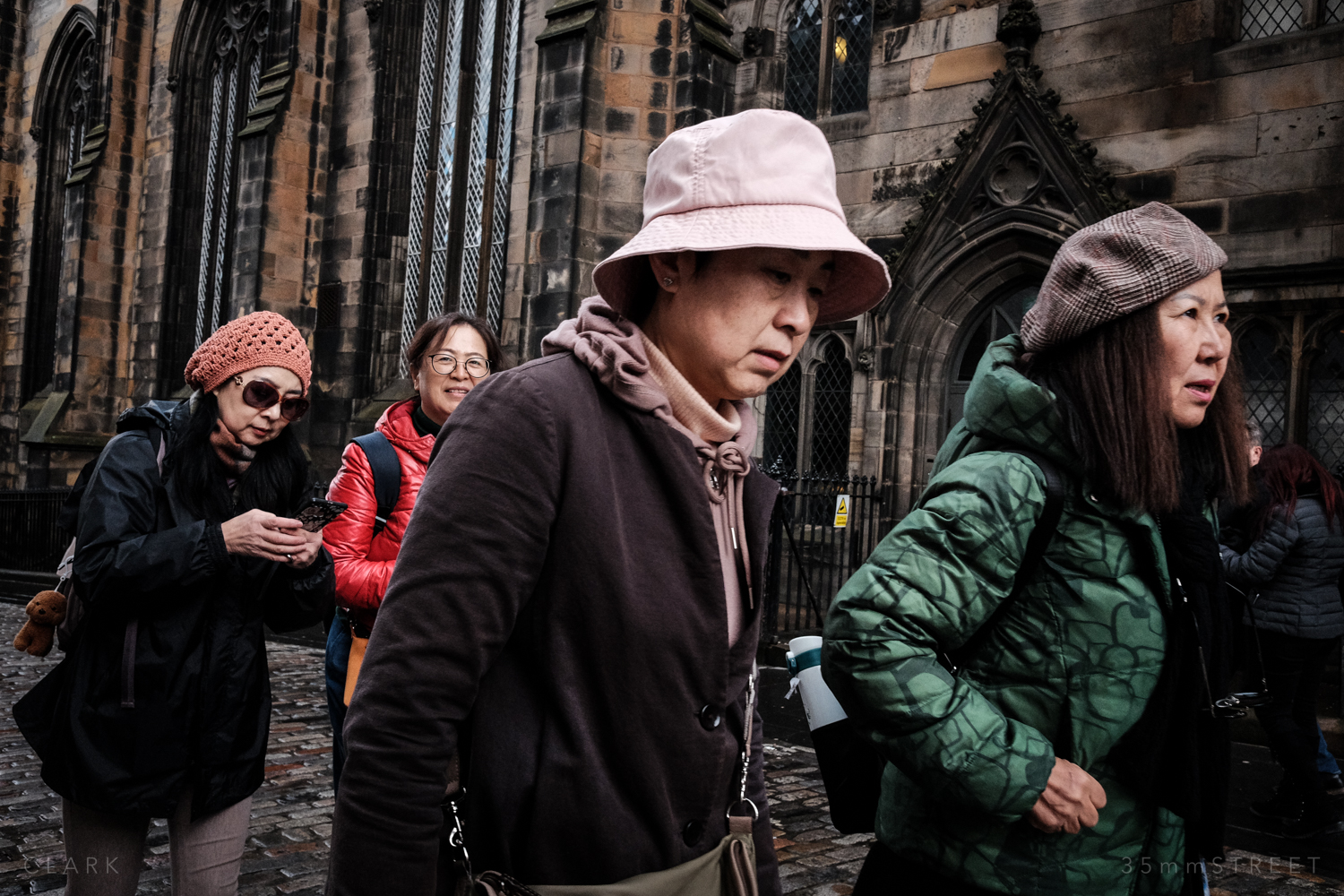 002_35mmStreet-Edinburgh-Street-Photography-20190404.jpg