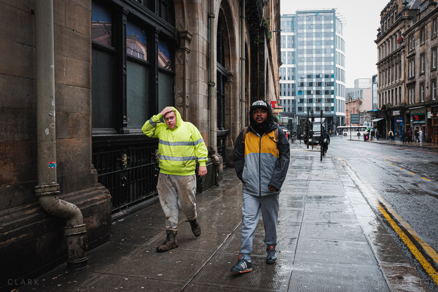 011_35mmStreet-Rainy-Friday-Glasgow.jpg