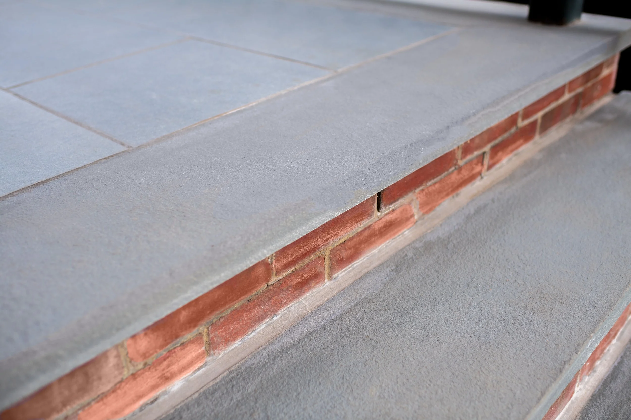 Riverside Blue Porcelain with Thermal Bluestone Treads