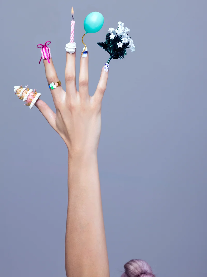 ceke-hand.jpg
