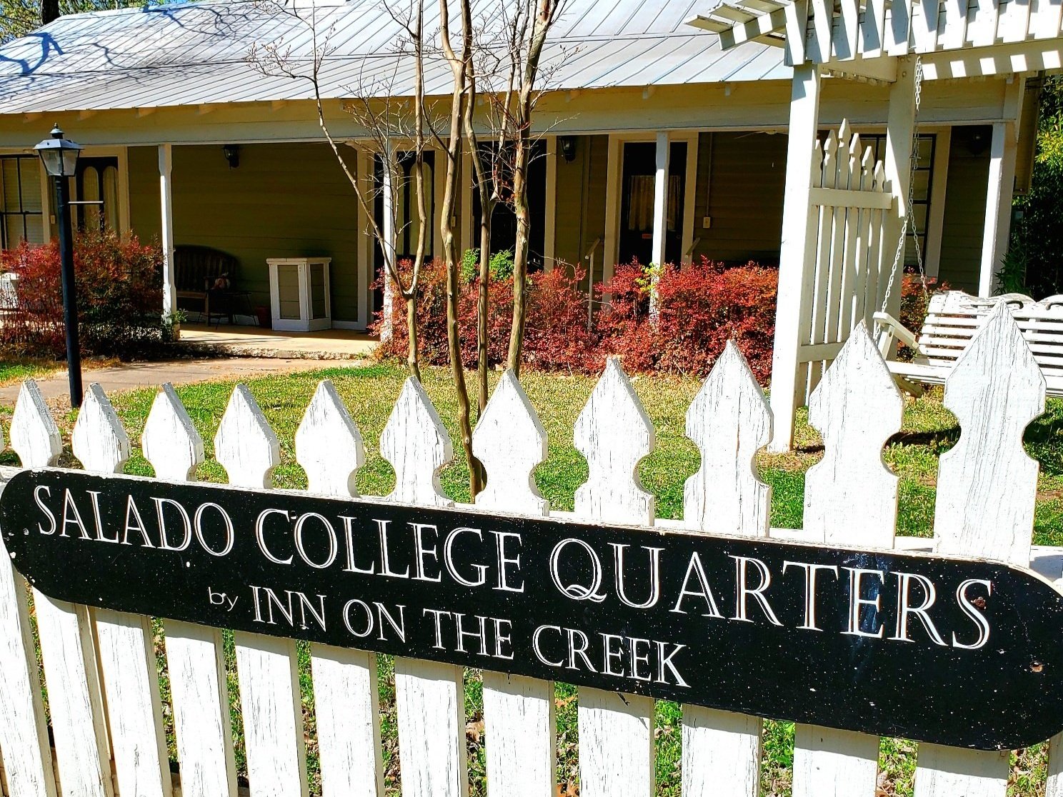 Salado College Quarters (4 Rooms)