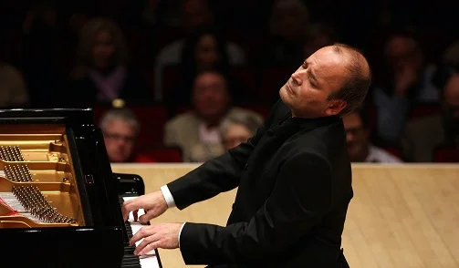 French-Canadian pianist Louis Lortie