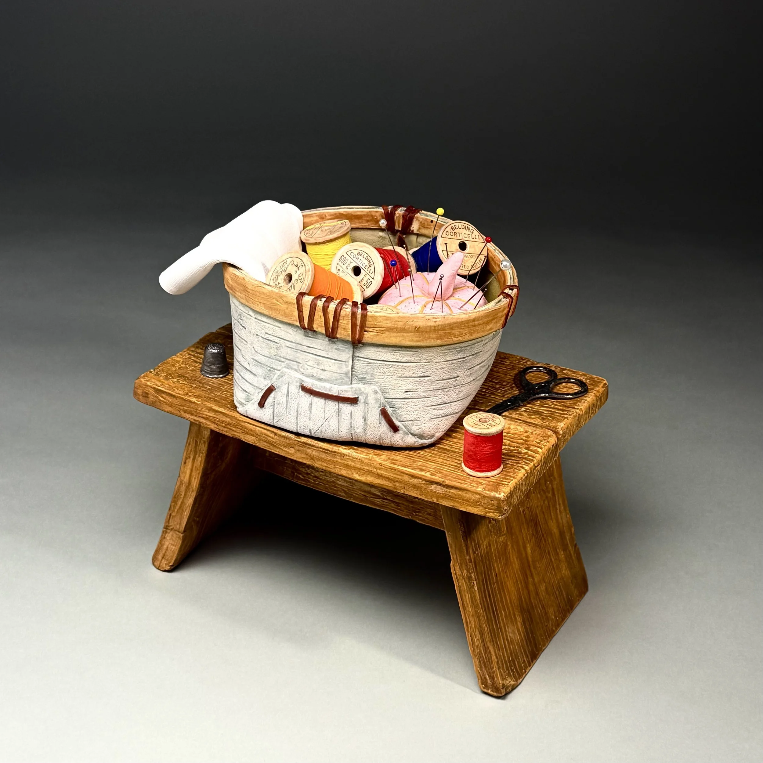PIN CUSHION AND SPOOLS