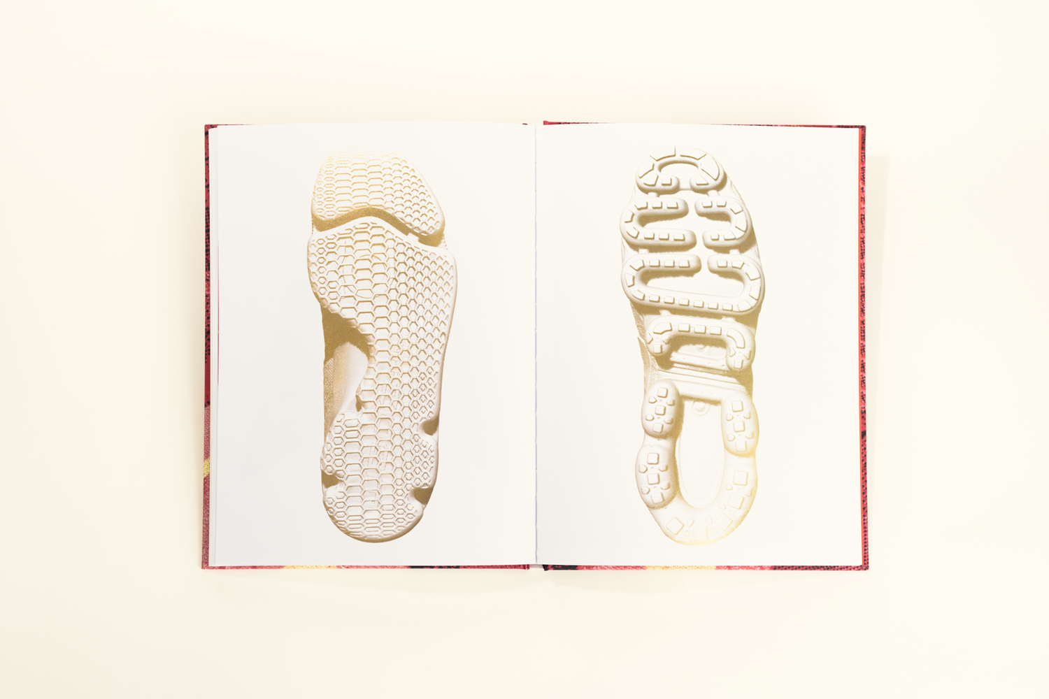 nike_book_05_soles.jpg