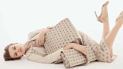 Max-Mara-Gram-465.jpg