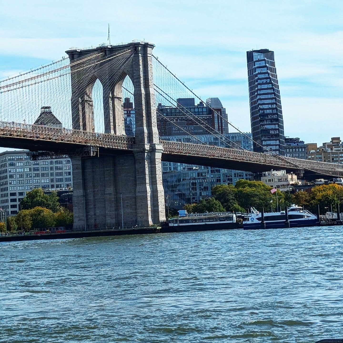 Such a great day to be back on the water and to enjoy great bites from @nycwff
#styledirector #creativedirector #teampixel #nycwff