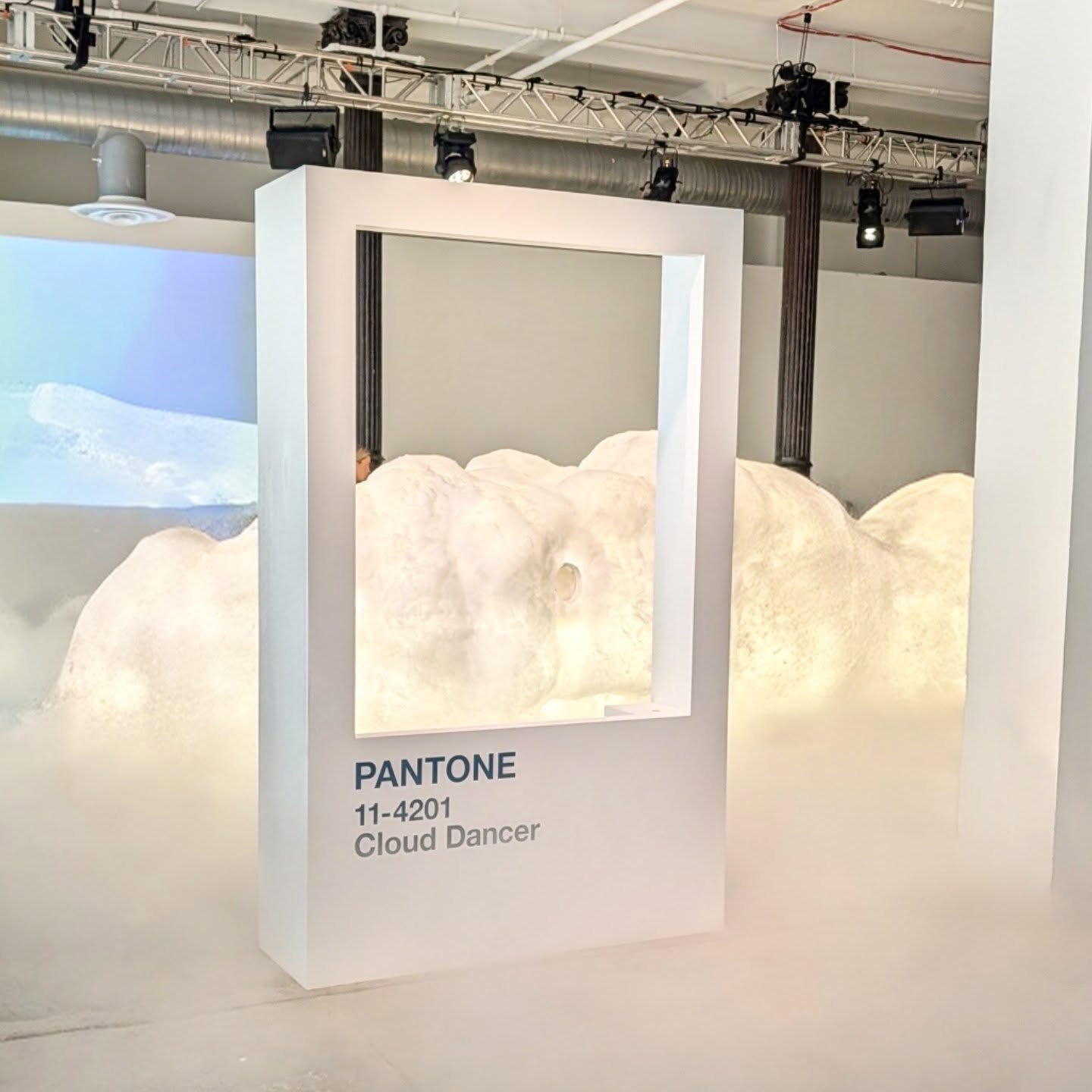 This morning I made my way to @pura x @pantone for the #editor preview of their #popup debuting Cloud Dancer for the Color of The Year. Interesting to see how the 5 senses came together for this collaboration. It was great to hear from both brands as