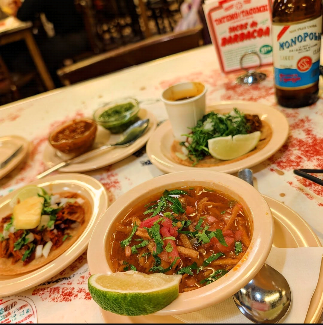 SK STUDIO OUT + ABOUT | A WORKOUT + A FEW BITES