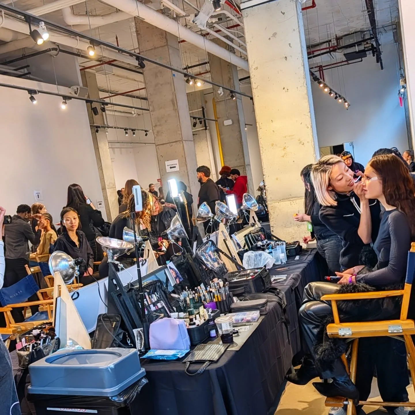 Going backstage is a great way to see the look come together for a NYFW show. On Valentine's Day @athleisuremag team saw how @laquan_smith brought the inspiration of the #BondGirl to life with his collection as well as his beauty team. @kissnails bro