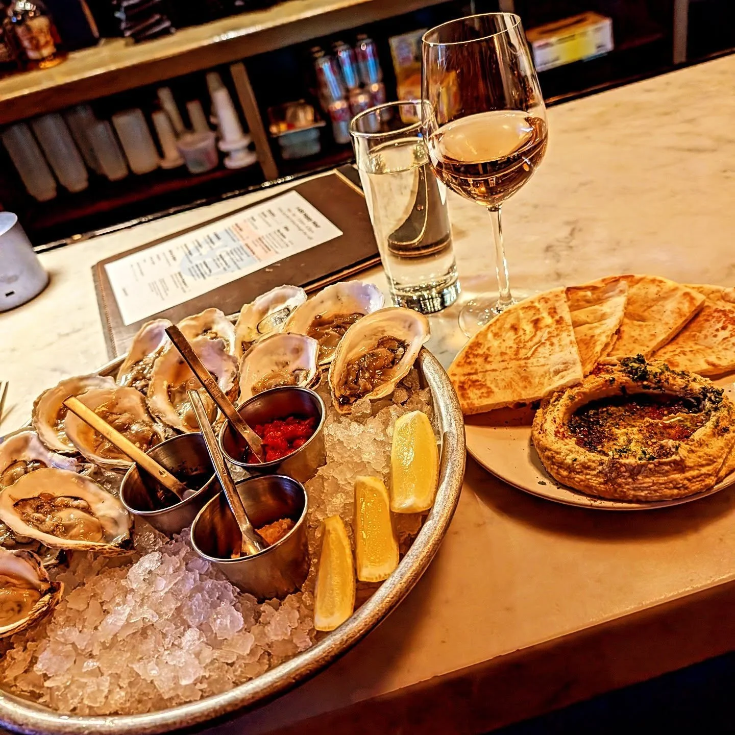 Post workout after taking a class at @newyorkpilates and made my way to one of my faves for a catch up at @sagavibes in #flatiron 

#styledirector #creativedirector #teampixel