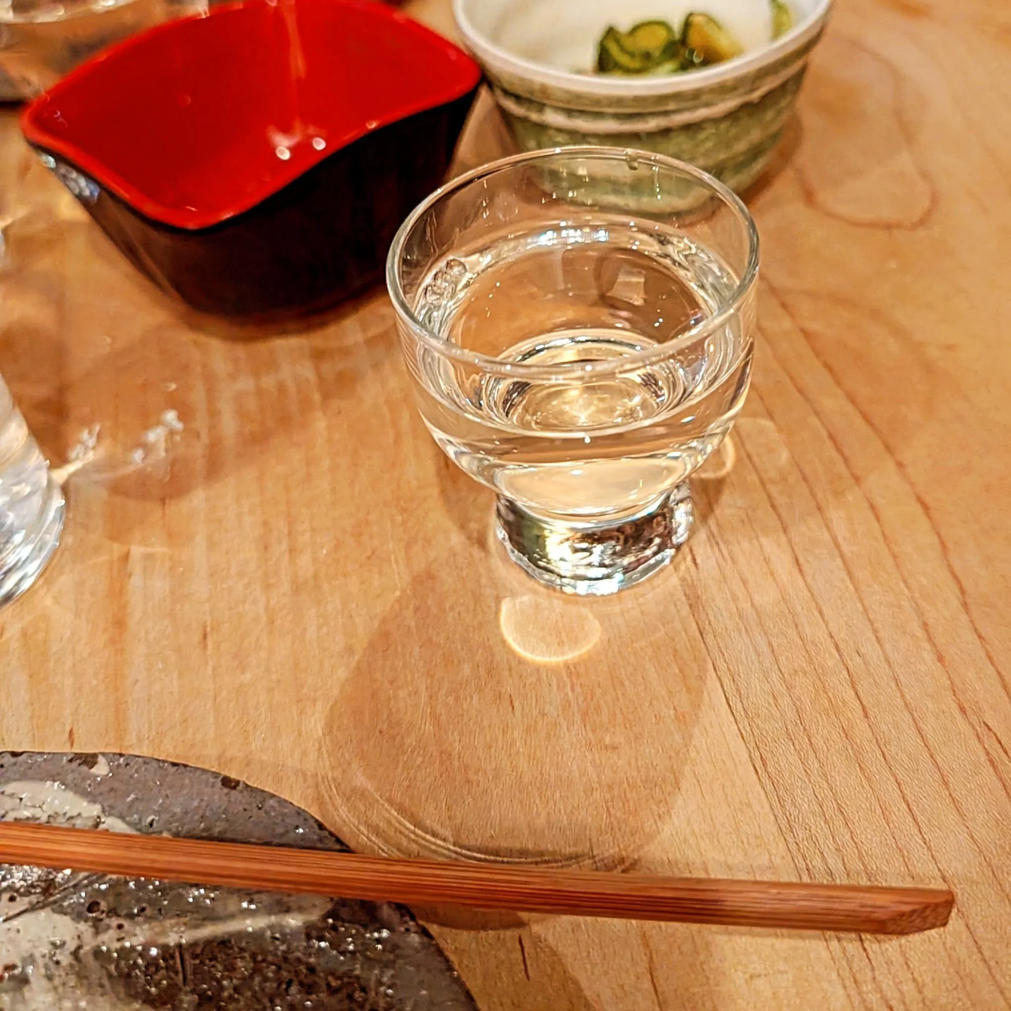 Last night we had a great dinner at @tokyorecordbar in their vinyl jewel box for their 7 course #omakase. @pvfarkas and I had an incredible meal that was created by Chef @ignaciavaldes_ - my mind is still wrapping around the #gazpacho sorbet. I also 