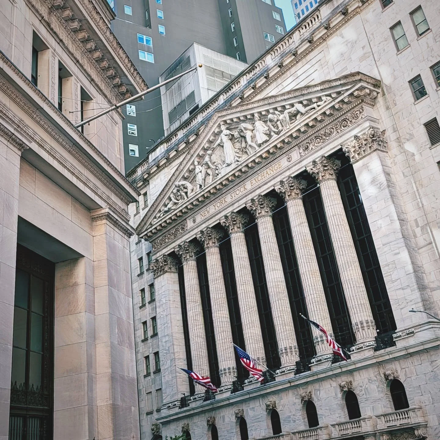 Even on days when I am running around, I spend just as much time talking back and forth to a number of people for various projects (thank goodness for multiple chargers to keep me on my phone and connected). As I left a meeting down in Wall Street an