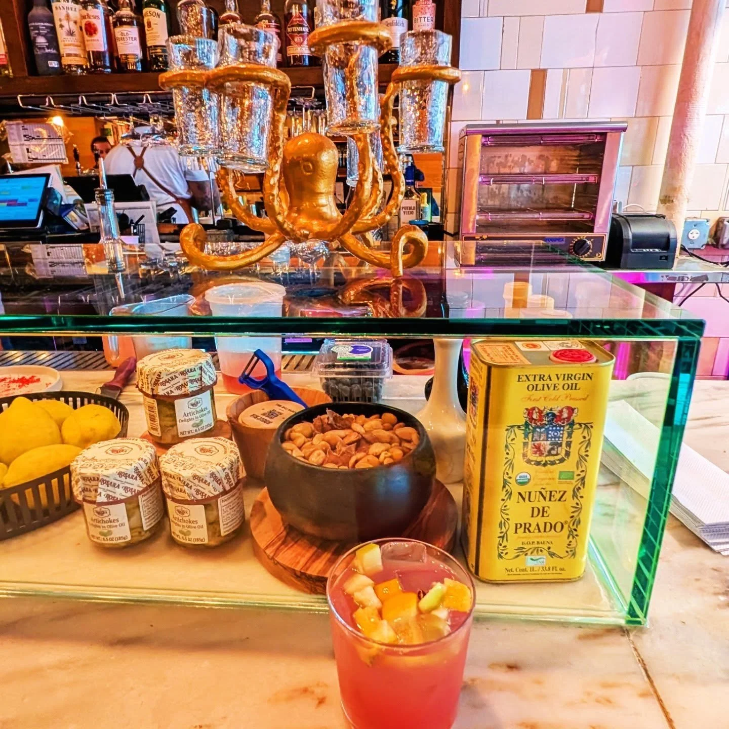 A bit of odds and ends quick meetings, #pilates and walk and talks to get things done. I have yet to see some order the octo shots which has your shooter glasses in this #octopus holder at @boqueria - so cute!

#styledirector #creativedirector #teamp