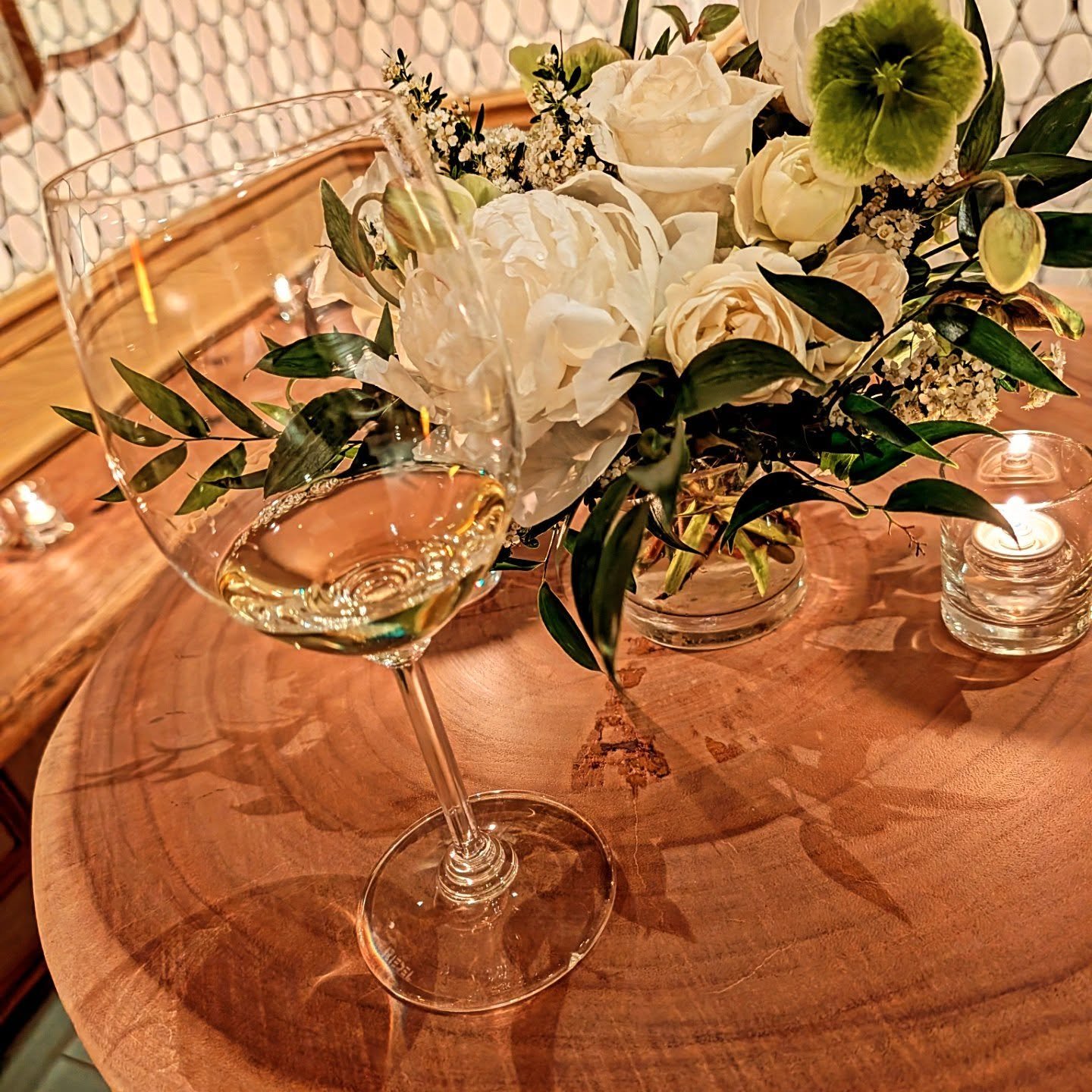 Last night I ended the night heading downtown and I realized that @tribeca is upon us! Seeing the screening of Stem &amp; Barrel: Napa Valley a #wine documentary about the wine process and harvest in #Napa that 3 wineries go through (as well as enjoy