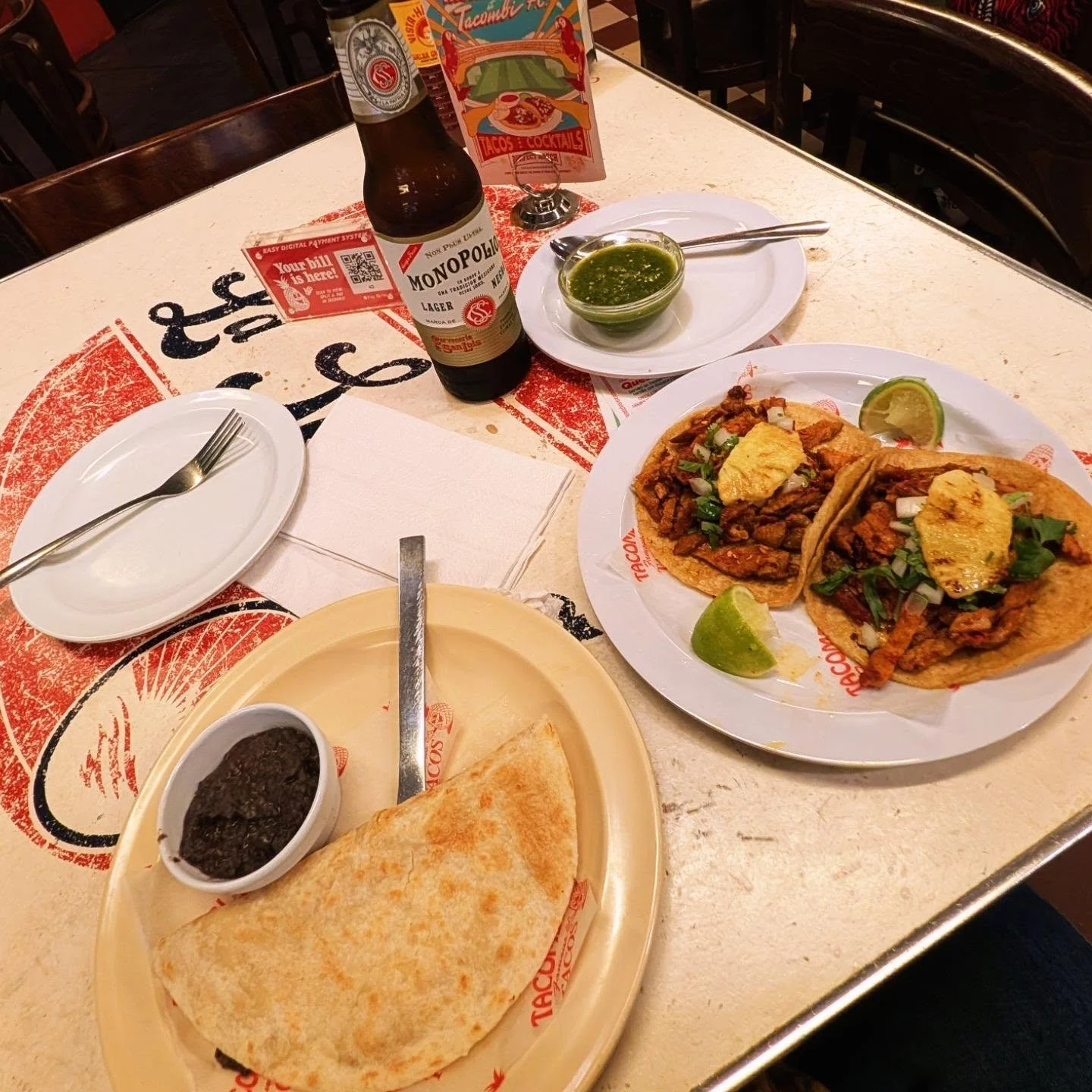 A nibble (while catching @portugal) at @tacombi and a #pilates workout @newyorkpilates.

#styledirector #creativedirector #teampixel