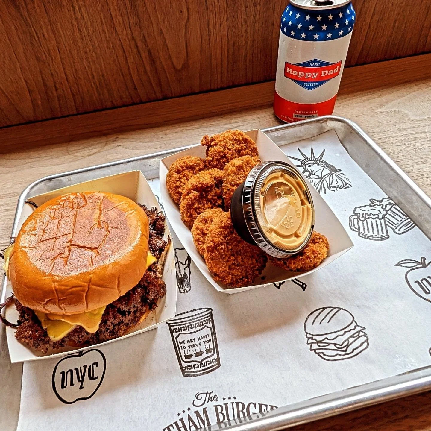 A quick nibble when you're in the neighborhood! I always enjoy a #smashburger and #frickles at @gothamburgersocialclub - enjoyed trying @happydad

#styledirector #creativedirector #teampixel