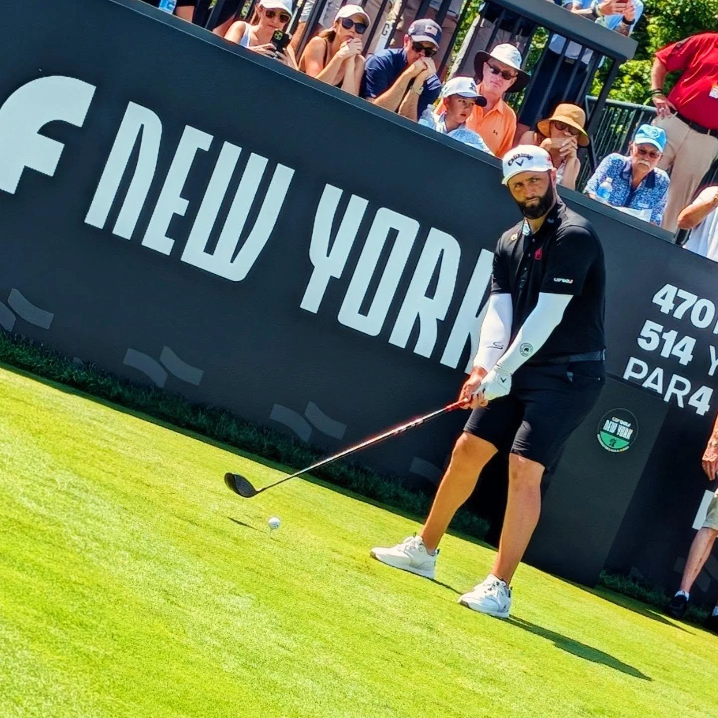 Yesterday @pvfarkas and I were at round 4 of @livgolfleague NY. It was a day of watching an array of golfers from @jonrahm of @legionxiiigc @anthonykim and @dustinjohnsongolf (our cover earlier this year of @athleisuremag) of @4acesgc - thanks to LIV
