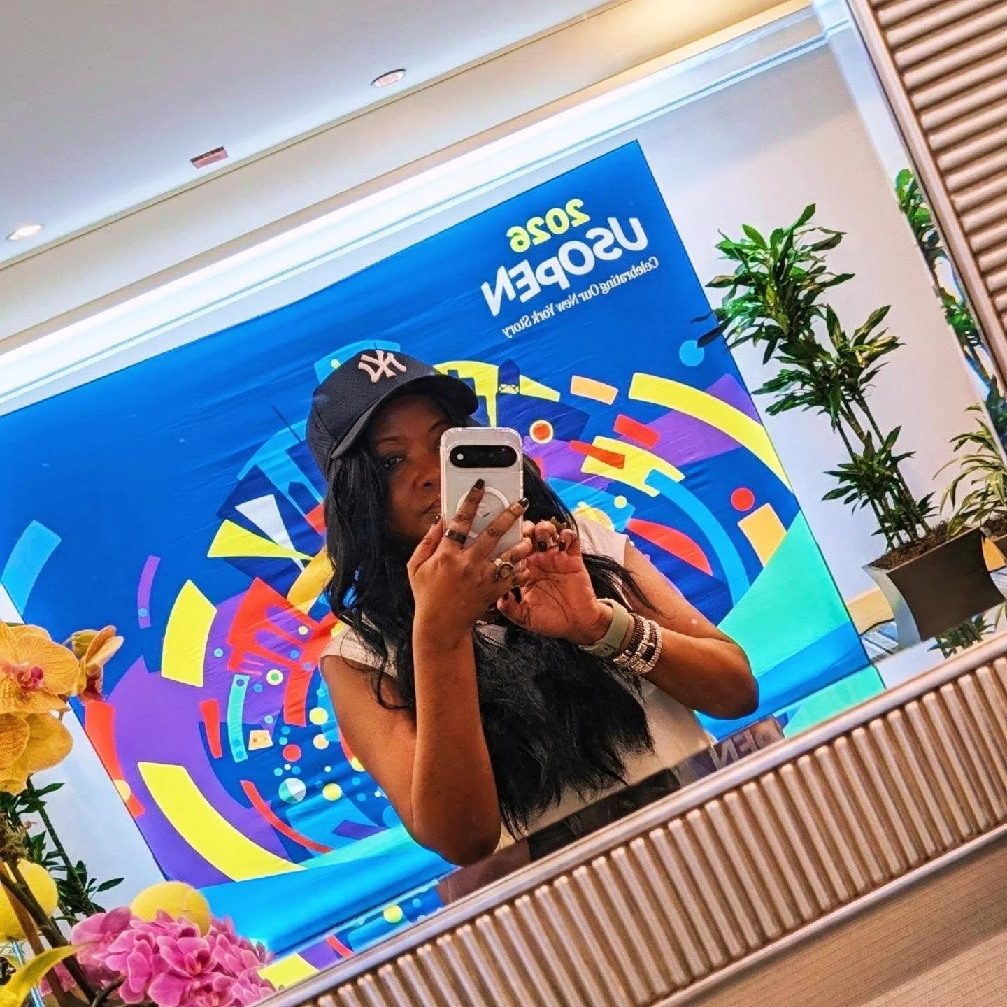 A mini dump from earlier this week for our #staycation at @hotelsevillenomad which w
you will read about in the upcoming @athleisuremag issue dropping on the 31st. Hopped into the Hilton to pick up media credentials for @usopen and swung by one of my