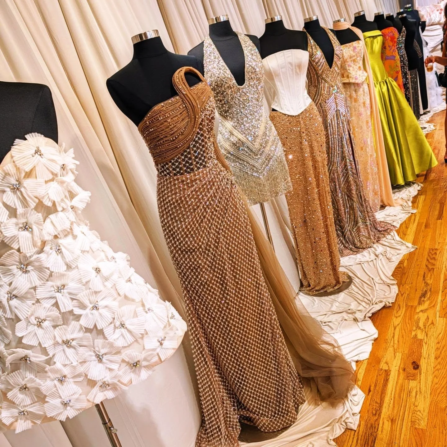 Swung by @jovanifashions this afternoon to check out their preview of their 9 collections as well as seeing a number of women from across the pageant world/systems. I have always been a fan of a number of their pieces and definitely have a few that m