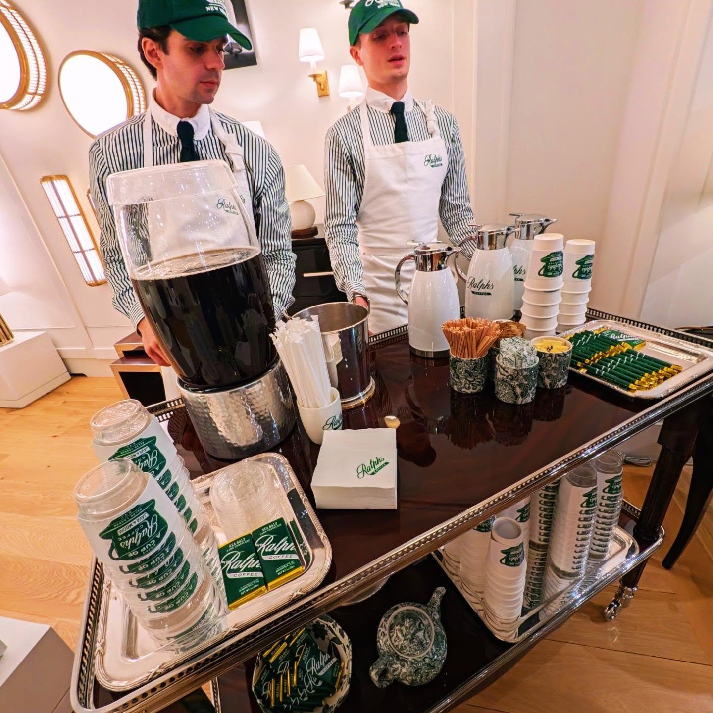 Yesterday I spent the morning/early afternoon at @nydc #wnwn which honored 100 years of interior design with an array of panels, popups, and showrooms. I started the day checking out @ralphlaurenhome and enjoying @ralphscoffee prior to heading into a