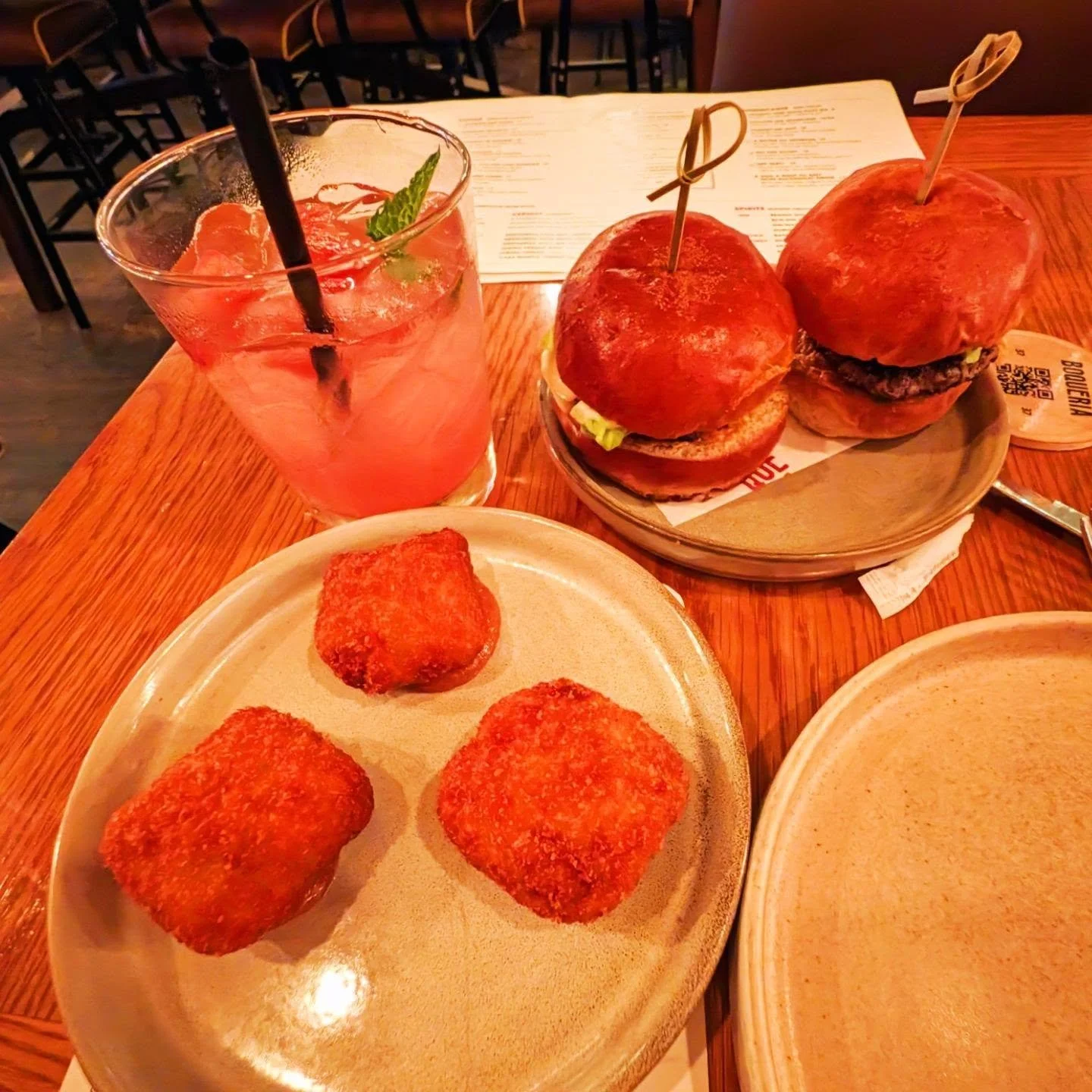 From design shows, fragrance launches, meetings and more - I always love an early Happy Hour at @boqueria in #SoHo. Love that their manager noticed I enjoyed eating the fruit of my #sangria and on my next round, made sure I had more fruit in it. Of c