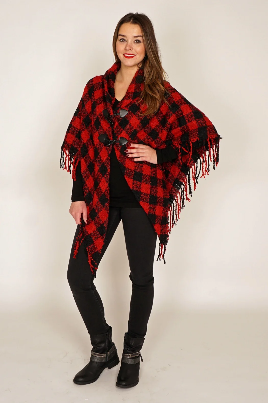 How to Wear a Poncho
