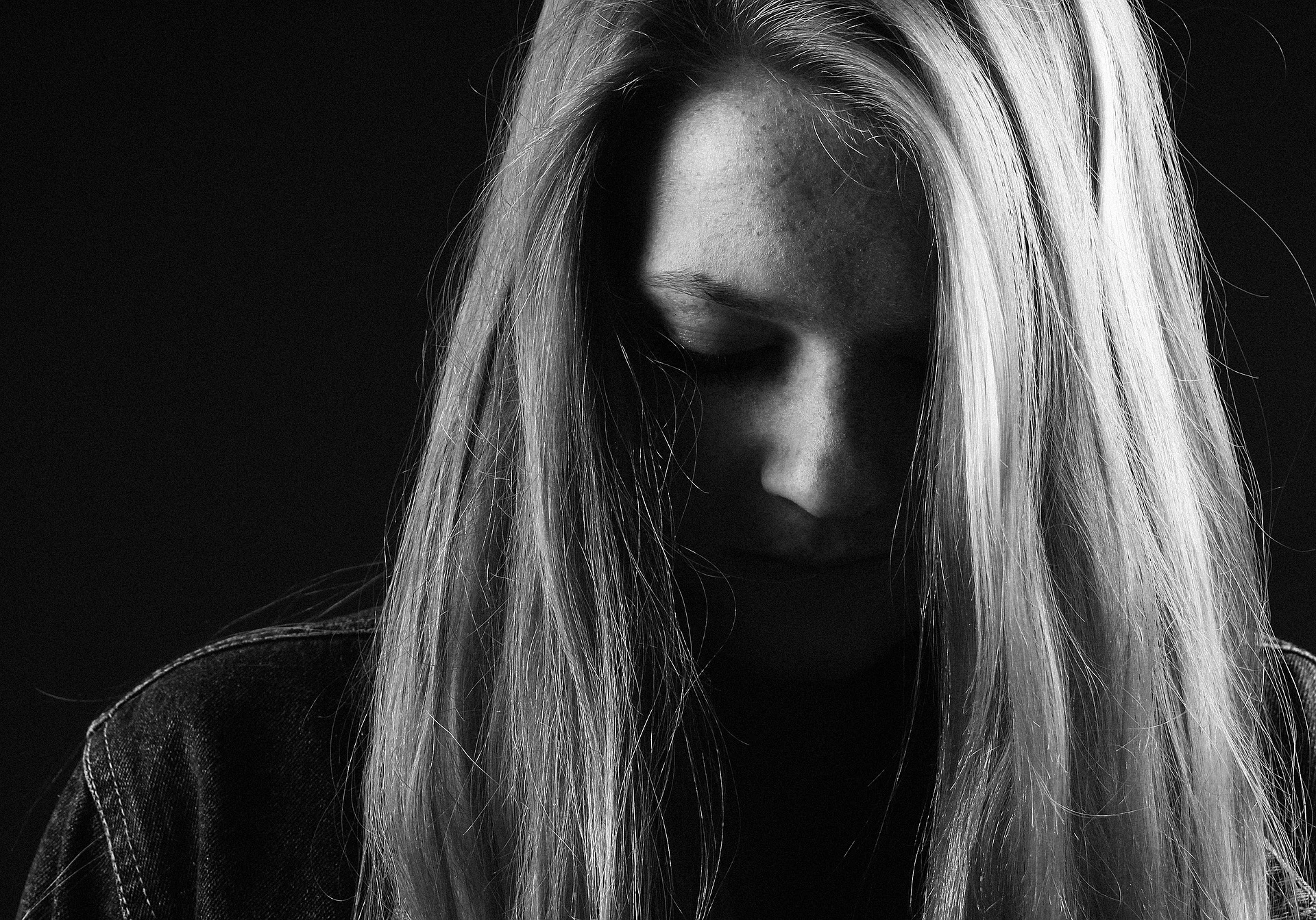 Girl Sadness by Flachovatereza via Pixabay (Public Domain)